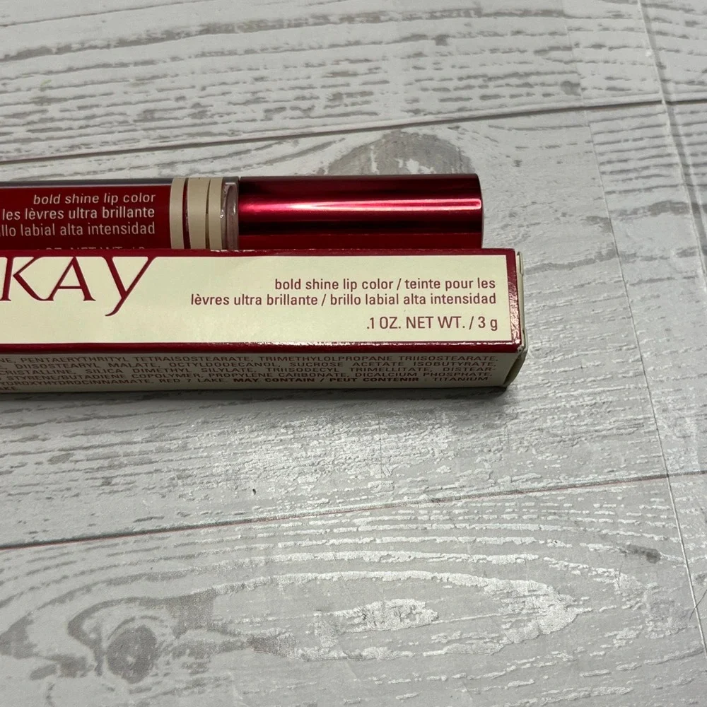 Mary Kay Bold Shine Lip Color Red High Intensity Ultra Brilliant 0.1 oz NEW